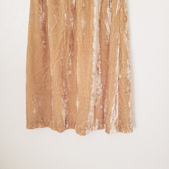H&M Chrushed Velvet Cream Tan Midi Skirt - Picture 2 of 8